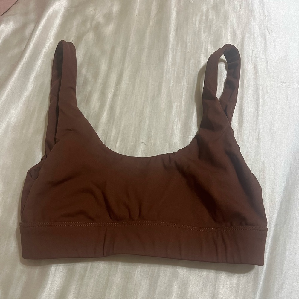 Benoa sports bra